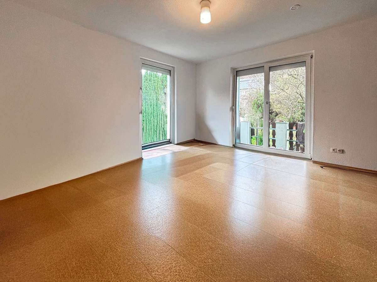 KL - Hohenecken, 2 ZKB, Einbauküche, Balkon, Gartennutzung - Foto 4